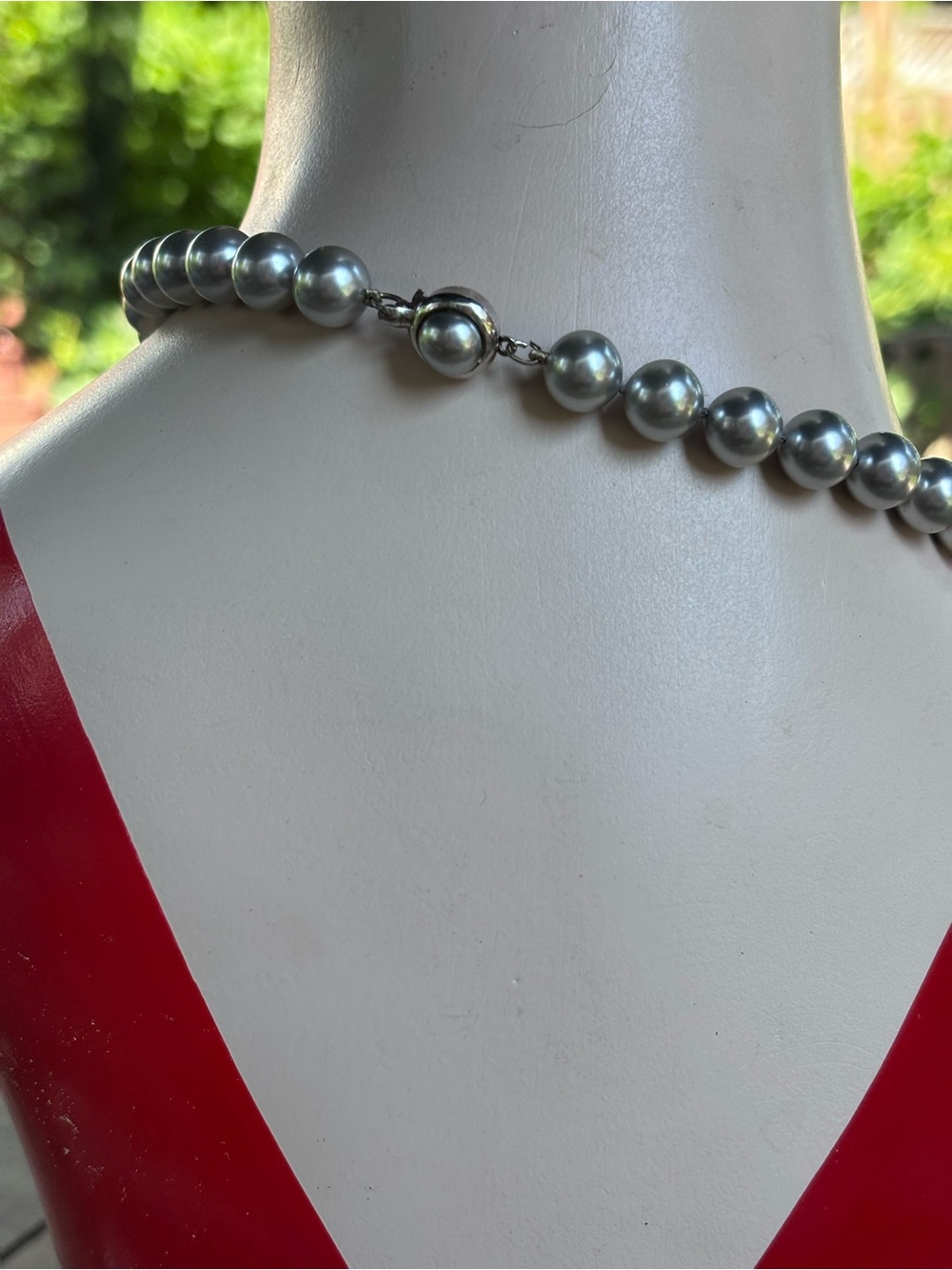 Vintage Grey Faux Pearl Necklace | Perlas Eleginda Pearl Pendant Necklace - Picture 5 of 11